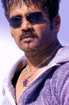 Suneil Shetty to play a cop alongside Salman Khan